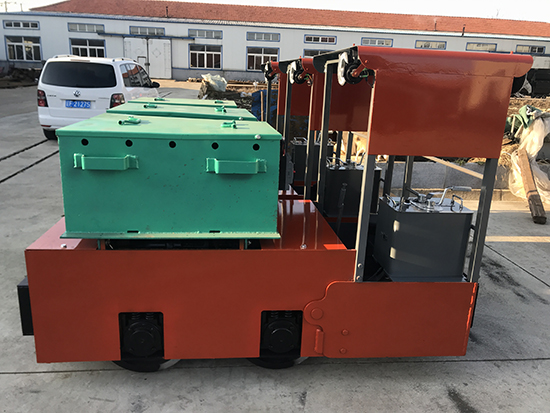 2.5噸免維護電機車(chē)